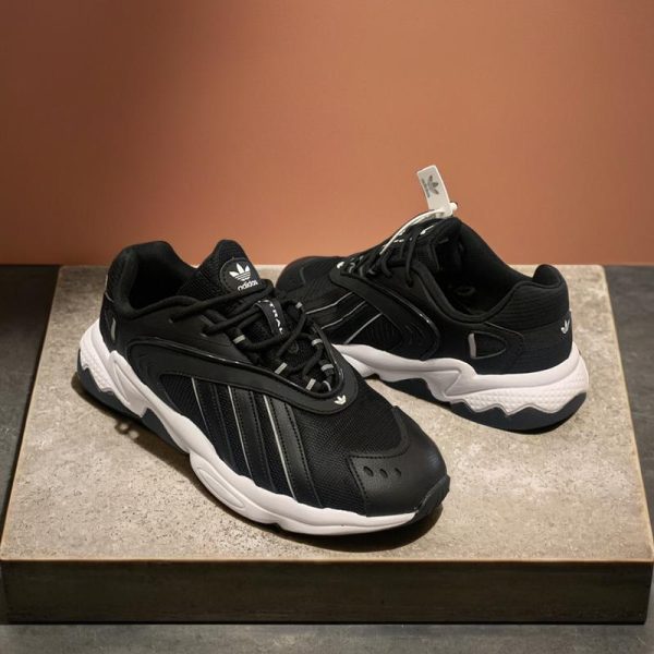 Adidas Oztral ‘’Black’’