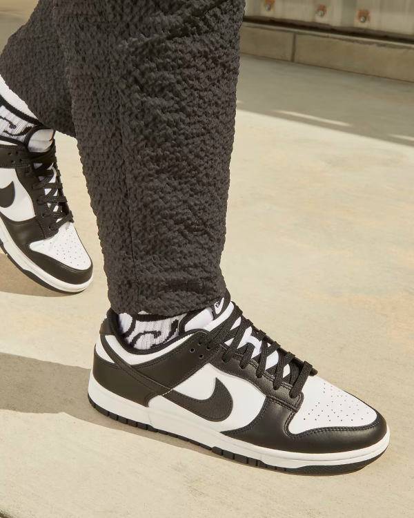 Dunk Low Panda '' Black & White'' - Görsel 3